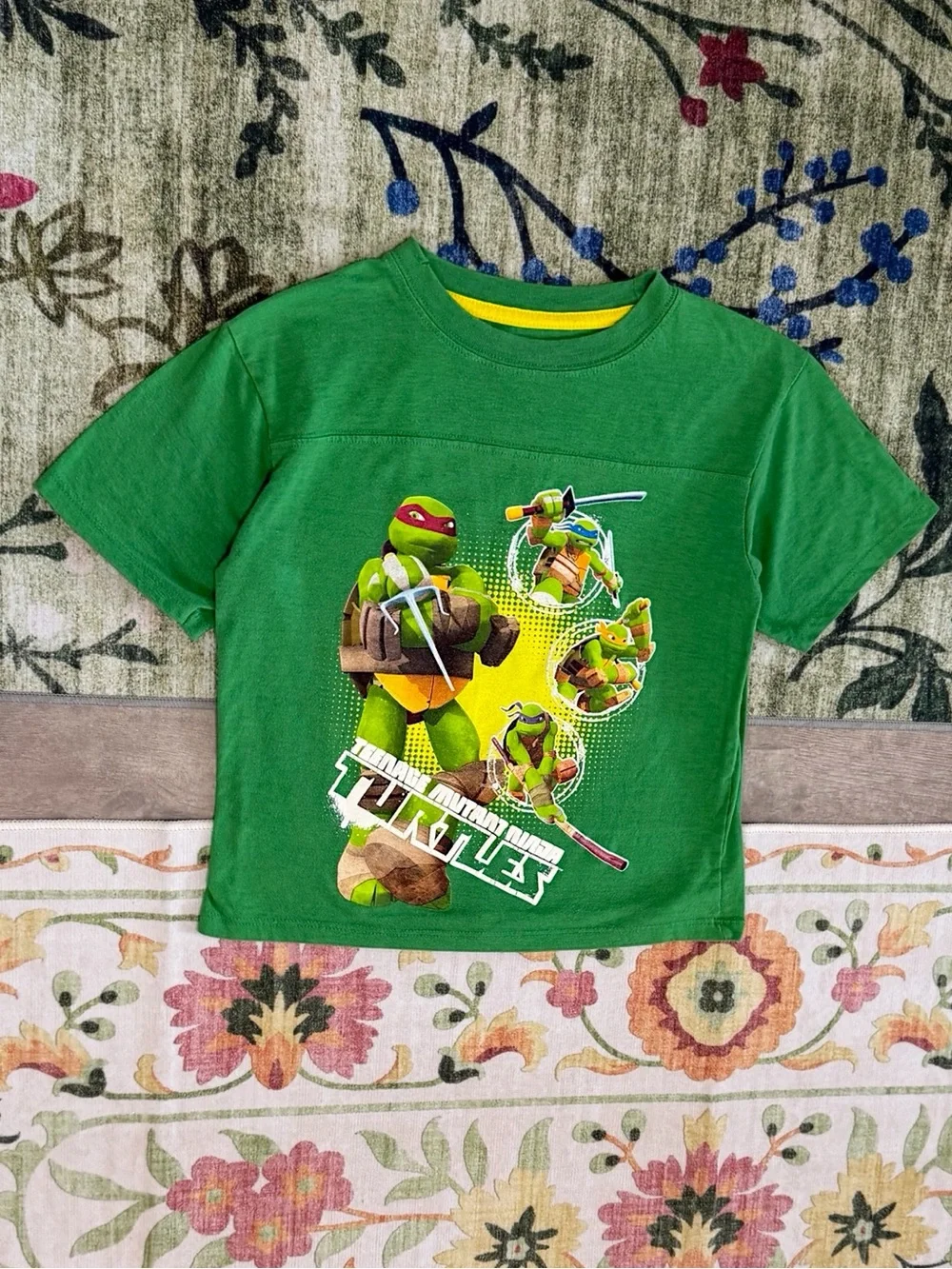 Green Teenage Mutant Ninja Turtles Graphic Tee Boys Size 7